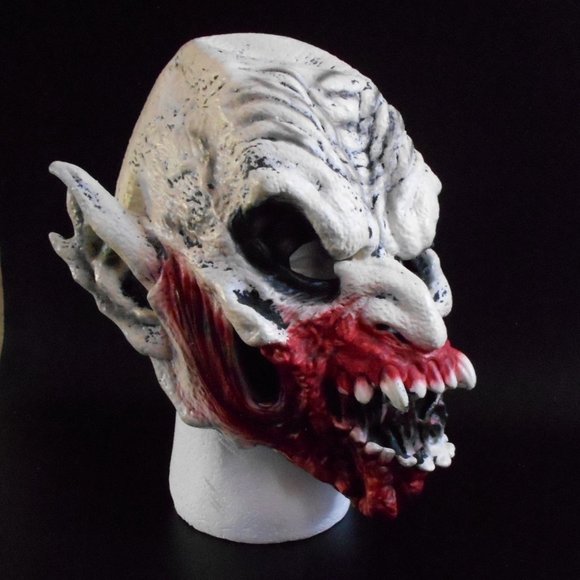 Don Post Studios Full Face Mask Scary Bloody Demon Adult Mask 2000 - Picture 5 of 8